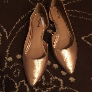 Rose gold flats🌹